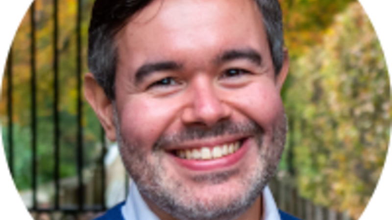 Dr André Cabrera Serrenho